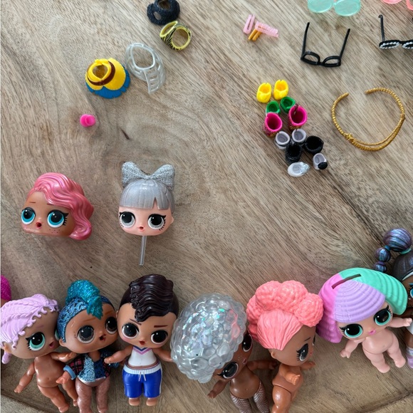 L.O.L. Surprise dolls (13)  and accessories - Picture 4 of 5